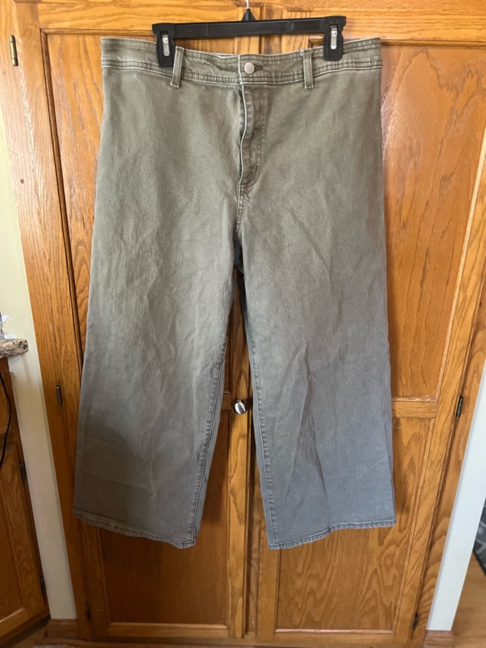 Universal Thread Sailor Wide Leg Ankle Jeans - Picture 3 of 11